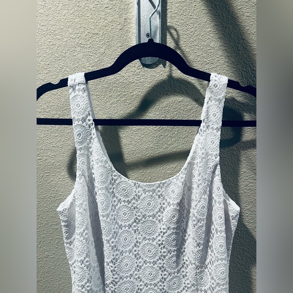 Lilly Pulitzer White Crochet Dress - Size medium - Picture 2 of 3